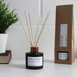 The Abstract Bee Reed Diffuser - Jasmine & Patchouli